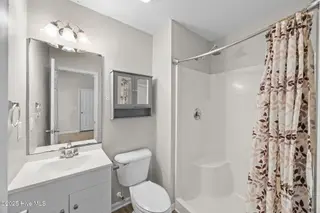 3817 Elizabeth Avenue, New Bern, NC 28562 – photo 18: Primary Bathroom