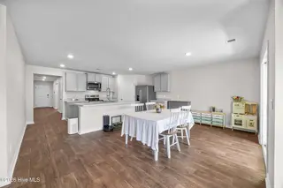 304 Cleat Drive, Surf City, NC 28445 – photo 11