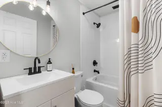 721 Campbell Street, Wilmington, NC 28401 – photo 19: Bathroom