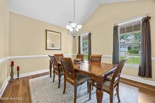 8746 Ramsbury Way, Wilmington, NC 28411 — 4-bedroom home in Plantation Landing, Wilmington, NC, photo 9 of 49: 9_dining area