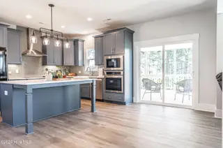 613 Watauga Lane, Aberdeen, NC 28315 – photo 6: Kitchen