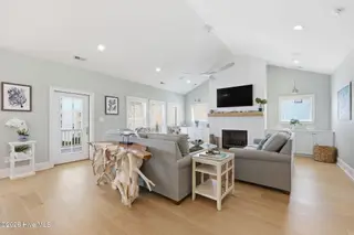 109 Ocean Bluff Drive, Indian Beach, NC 28512 – photo 22: Living Room