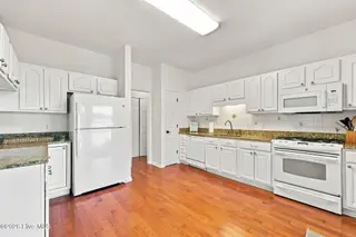 109 Oakleaf Drive, Pine Knoll Shores, NC 28512 – photo 19: Kitchen