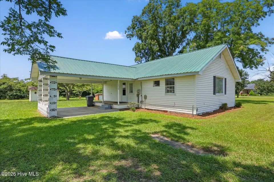 12536 Peacock Road, Chadbourn, NC 28431 – photo 1 of 26: 12536 Peacock Rd Chadbourn NC