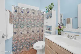 1226 Atrium Way, Leland, NC 28451 — 3-bedroom home in Waterford of the Carolinas, Leland, NC, photo 24 of 61: Guest Bathroom