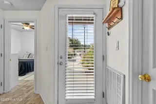 151 Longstreet Drive Apt 104, Wilmington, NC 28412 – photo 5: 6_foyer