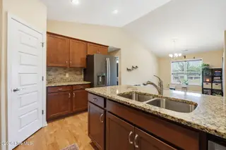 265 Independence Boulevard, Newport, NC 28570 – photo 9: kitchen