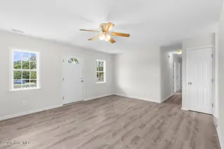 25 Crown Point Road, Hubert, NC 28539 — 3-bedroom home in Crown Point, Hubert, NC, photo 5 of 20: crown-5