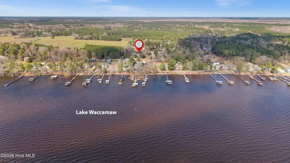 Lake Waccamaw – photo 1 of 8: 87-DJI_20260307143857_0006_D-Edit