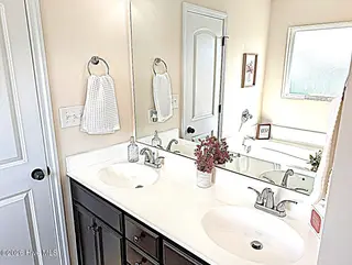 110 Sonia Drive, Hubert, NC 28539 — 3-bedroom home in Eastport, Hubert, NC, photo 19 of 38