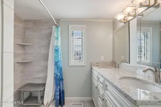 201 Snow Goose Lane, Newport, NC 28570 – photo 15: Primary Bathroom