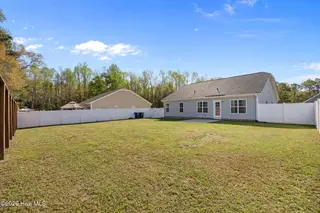 5808 Sagebrush Drive, Greenville, NC 27858 — 3-bedroom home in Sagewood, Greenville, NC, photo 7 of 52: 19-web-or-mls-IMG_0005
