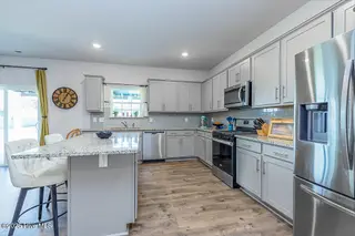 102 Featherstone Lane, New Bern, NC 28562 – photo 8: Kitchen