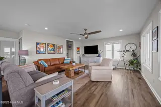 331 Grandview Drive, Sneads Ferry, NC 28460 – photo 14: 22-web-or-mls-IMG_4164