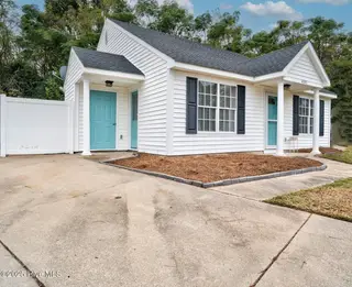 4745 Periwinkle Place, Rocky Mount, NC 27804 – photo 7: Covered Driveway Stoop Entry