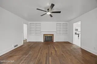 1509 SE Greenville Boulevard, Greenville, NC 27858 – photo 6: Living Room