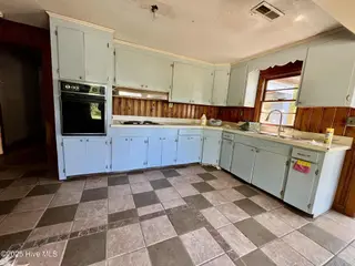 306 Sherwood Road, Jacksonville, NC 28540 – photo 12: 26268566-7368-470e-bf36-faf3eb116141