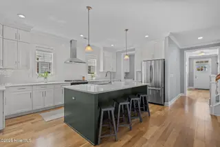 4563 Old Towne Street, Wilmington, NC 28412 – photo 3: 45-web-or-mls-DSC08894