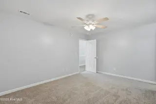 102 Ashbury Park Lane, Richlands, NC 28574 – photo 16: 102 Ashbury _ Interior -17