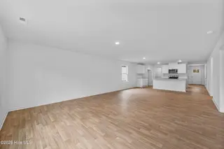347 Glendale Arbor Drive SW 136, Ocean Isle Beach, NC 28469 – photo 14: 17_living room
