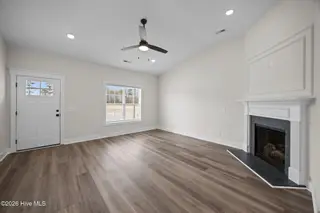 121 Lady O Drive A, Greenville, NC 27834 – photo 7: 20-web-or-mls-BLS_0045