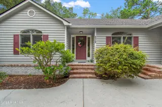 528 Genoes Point Road SW, Supply, NC 28462 – photo 2