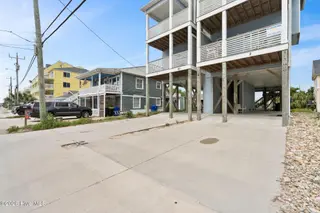 1517 Carolina Beach Avenue N Unit 2, Carolina Beach, NC 28428 – photo 4: 5_DSC03377