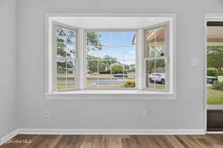 51 Barnes Street, Greenville, NC 27858 – photo 10: 010_DSC_9005
