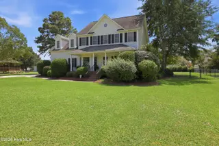 1331 Hemlock Drive, Greenville, NC 27858 – photo 5: 5-print-BLS_0008 (1) (2)