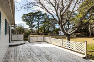 115 Olga Road, Beaufort, NC 28516 – photo 10: 41-web-or-mls-1S3A9441