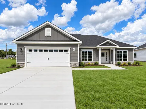 2133 Sandbrook Loop, Leland