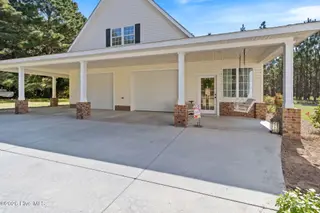 727 Mount Olive Road, Bladenboro, NC 28320 – photo 4: Guest House