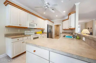 33 Winding Trail, Whispering Pines, NC 28327 – photo 5: 33 Winding Trail-12