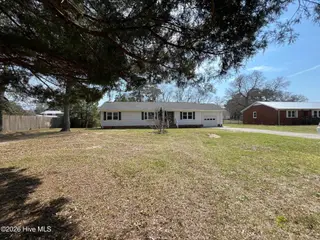 410 Loma Linda Drive, Cape Carteret, NC 28584 – photo 3: 410 Loma Linda Drive