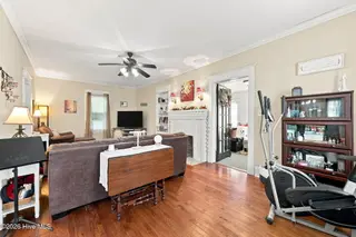 1410 Rhem Avenue, New Bern, NC 28560 – photo 14: 41-web-or-mls-0C0A9313_Edit