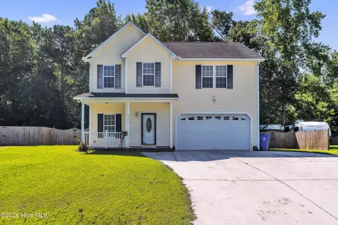 213 Rudolph Ln, Hubert
