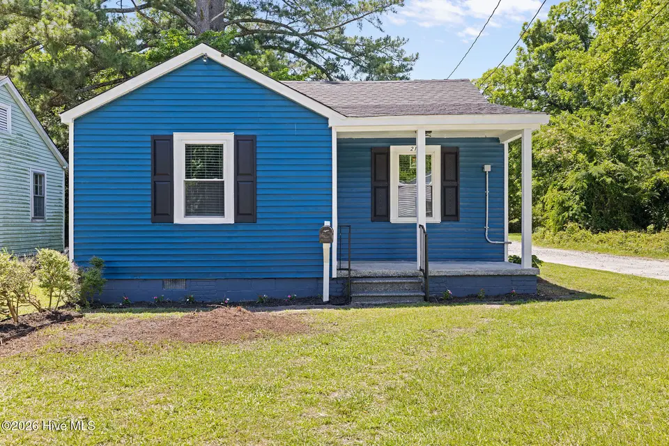 212 Clay Street, Kinston, NC 28501 – photo 1 of 14: 5T5A1399