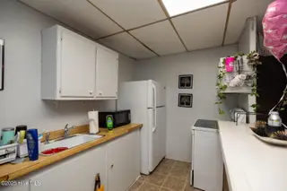 12 Nathan Street, Wrightsville Beach, NC 28480 — 8-bedroom home, Wrightsville Beach, NC, photo 20 of 27: 12 nathan st-11
