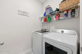 2005 Minnette Circle, New Bern, NC 28562 – photo 19: 24-web-or-mls-DSC_5956