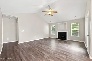 4712 Corena Drive, New Bern, NC 28562 – photo 7: 39-web-or-mls-DSC_1992_edit