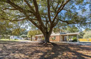 511 E Moore Street, Southport, NC 28461 – photo 4: 511 East Moore St-33