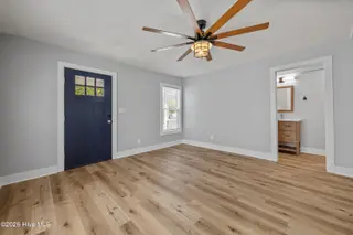 723 N Market Street, Washington, NC 27889 – photo 9: 725 living