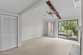 231 Saint Luke Court, Wilmington, NC 28409 — 2-bedroom waterfront townhome in Caneel Cove, Wilmington, NC, photo 6 of 38: 25-web-or-mls-BTS02020