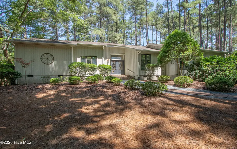 12 Whithorn Court, Pinehurst, NC 28374 – photo 1 of 33: FrontExterior2