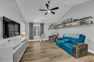 7368 Hazelstone Lane, Leland, NC 28451 — 3-bedroom home in Stoney Creek Plantation, Leland, NC, photo 5 of 33: Living Room