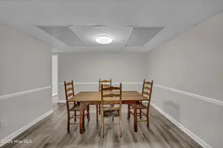4937 Marlin Court, Wilmington, NC 28403 — 3-bedroom townhome in Stones Throw, Wilmington, NC, photo 7 of 26: 007_img_8867_522