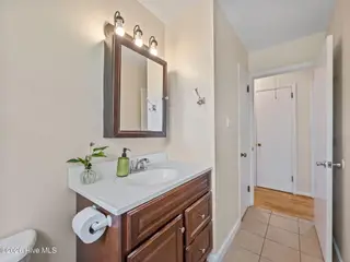706 Vernon Drive, Jacksonville, NC 28540 – photo 17: 13-web-or-mls-706 Vernon Dr. 25