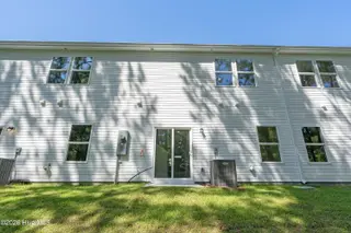 836 Palm Frond Way NW, Calabash, NC 28467 — 3-bedroom townhome in Calabash Palms, Calabash, NC, photo 22 of 37