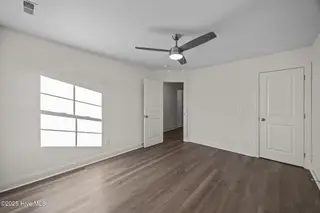 1909 Newbury Way D, Greenville, NC 27834 – photo 20: 23-web-or-mls-BLS_0045