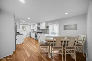 209 E Main Street, Washington, NC 27889 – photo 10: Dining Area